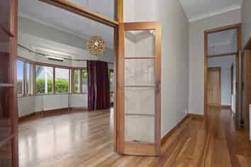 145 Queen Street, Northcote Point