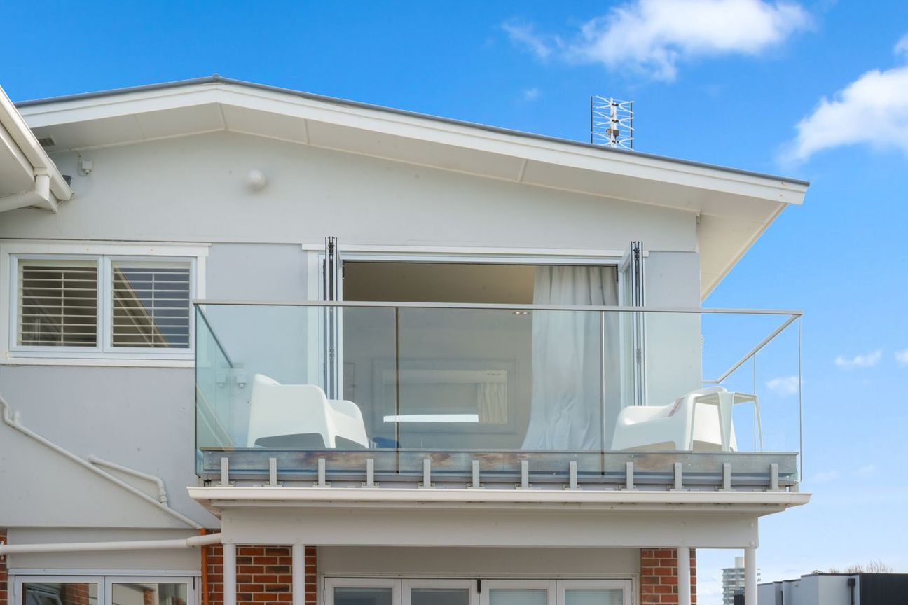 Coastal Living on Auckland's Golden Mile – pohled 2