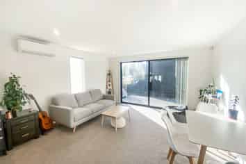 10 Meredith Street, Addington