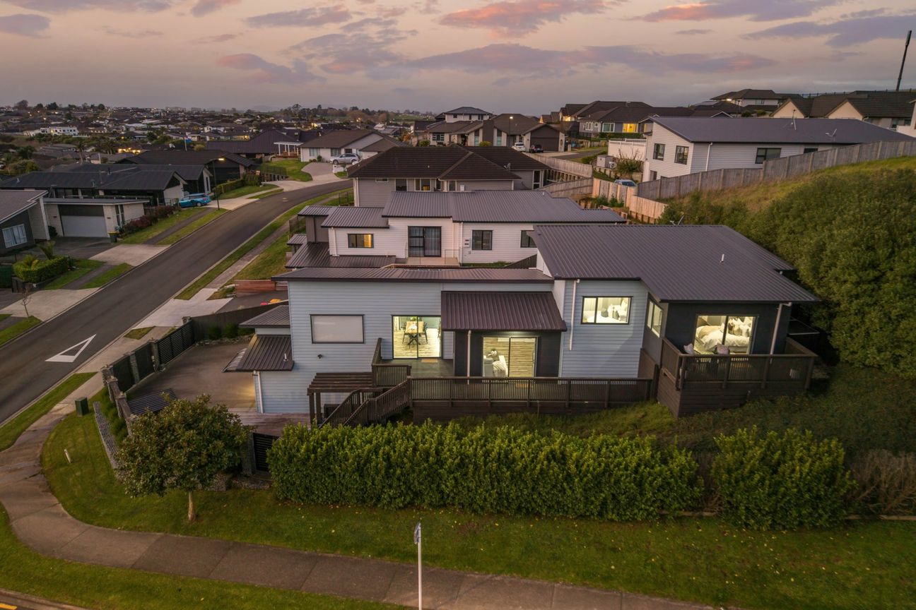 Elevated Flagstaff Sanctuary | Sunset Views, Space for Every Season - Aanzicht 2