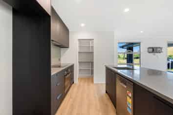 6 Frost Rise, Hunua