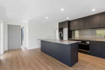 6 Frost Rise, Hunua