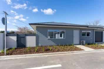 17/17 Waerenga Rd, Otaki