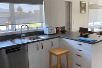 17/17 Waerenga Rd, Otaki