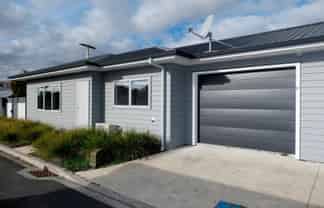 17/17 Waerenga Rd, Otaki