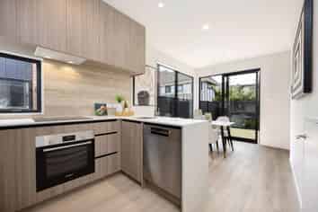 8/26 Owens Road, Epsom