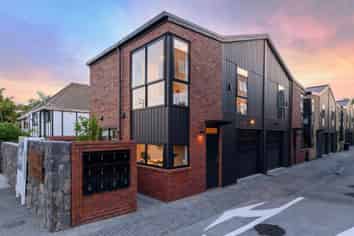 8/26 Owens Road, Epsom