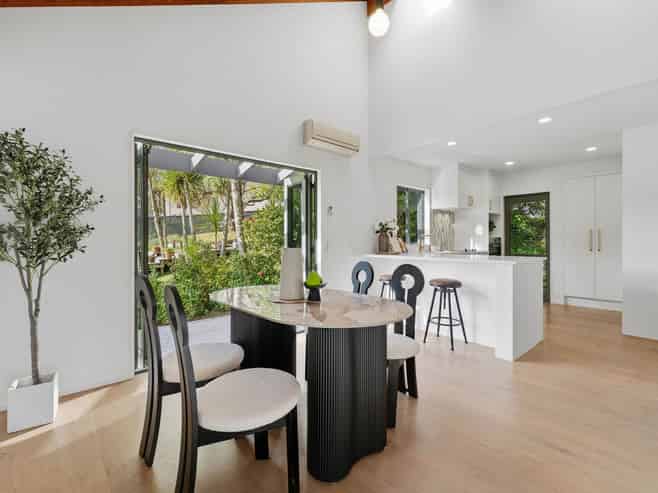 6 Tree Fern Trail, Campbells Bay