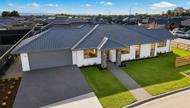 7 Antill Street, Ravenswood