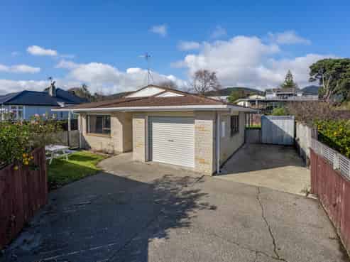 8 Warrimoo Street, Paraparaumu