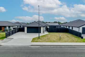  168 Coulson Road, Paroa