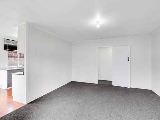 2 Dowding Street, Melville