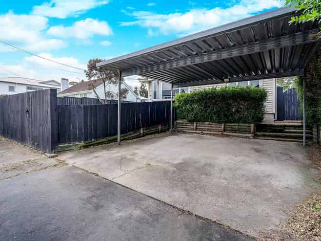 2 Dowding Street, Melville