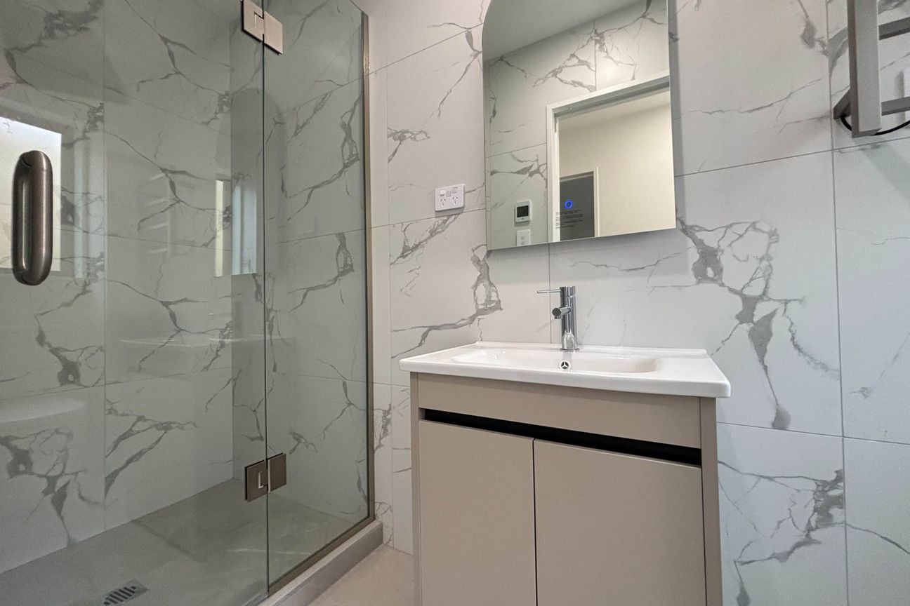 Brand new home in Highland Park - Ansicht 3