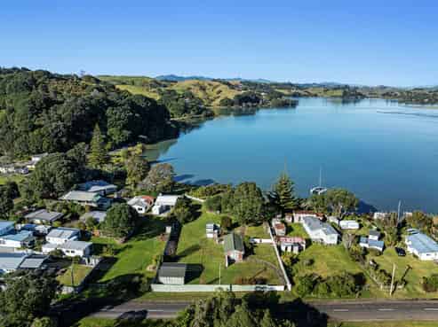 403 Ohiwa Harbour Road, Opotiki and Surrounds