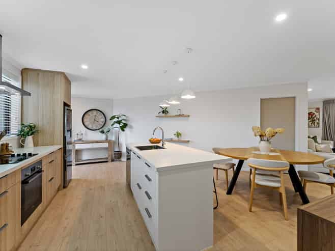 44 Metoriti Crescent, Paerata