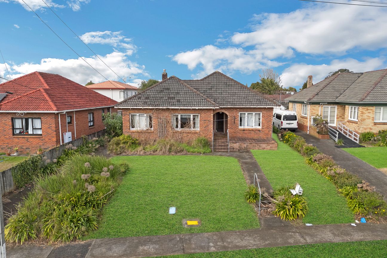 Central Papatoetoe MHU 809 m² Flat Do Up - Aanzicht 2