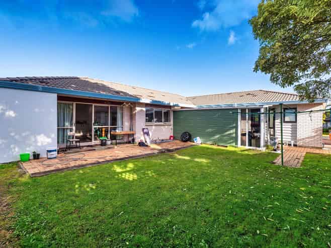 39 Frank Nobilo Drive, Golflands