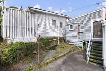  294 Karori Road, Karori