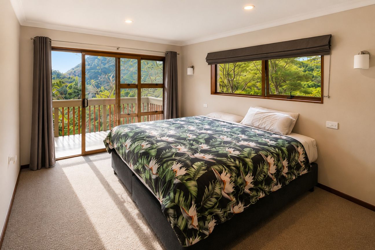 Charming 3-Bedroom Property - Altro