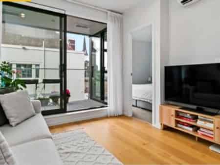 218/9 Madeira Lane, Grafton