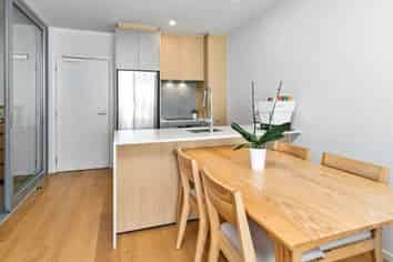 218/9 Madeira Lane, Grafton