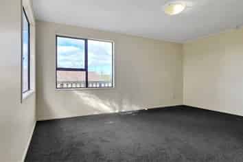 1/6  Dalmatia Place, Henderson