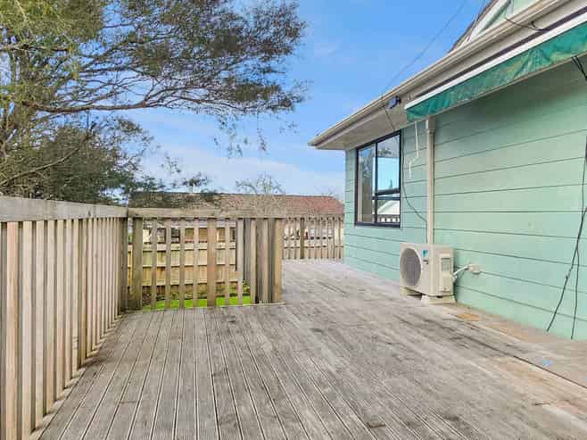 1/6  Dalmatia Place, Henderson