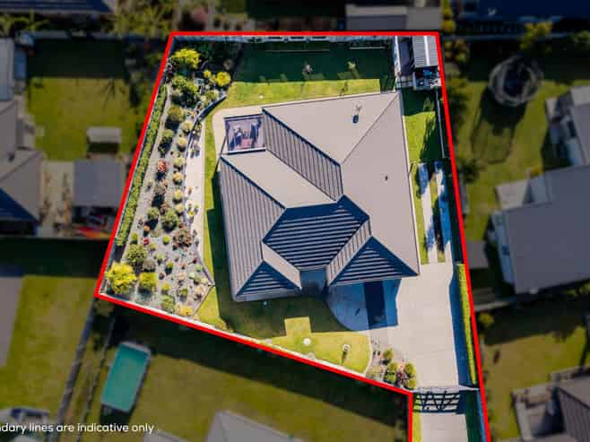 17 Olney Court, One Tree Point