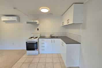 33a  Alidade Place, Massey