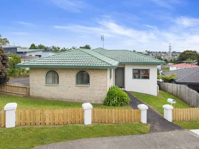 6 Longview Rise, Massey