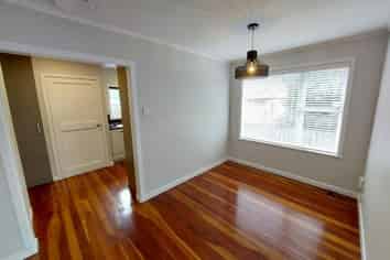 4096 Great North Road, Glen Eden
