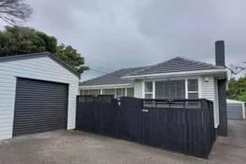 4096 Great North Road, Glen Eden