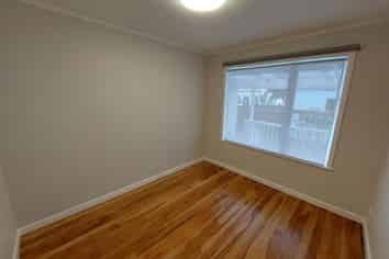 4096 Great North Road, Glen Eden