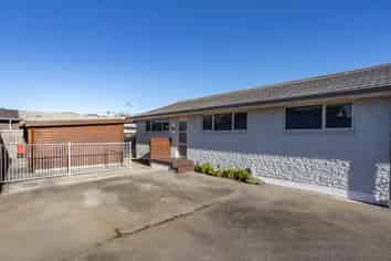 2/6 Timbertop Lane, Saint Martins