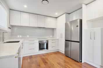 2/6 Timbertop Lane, Saint Martins