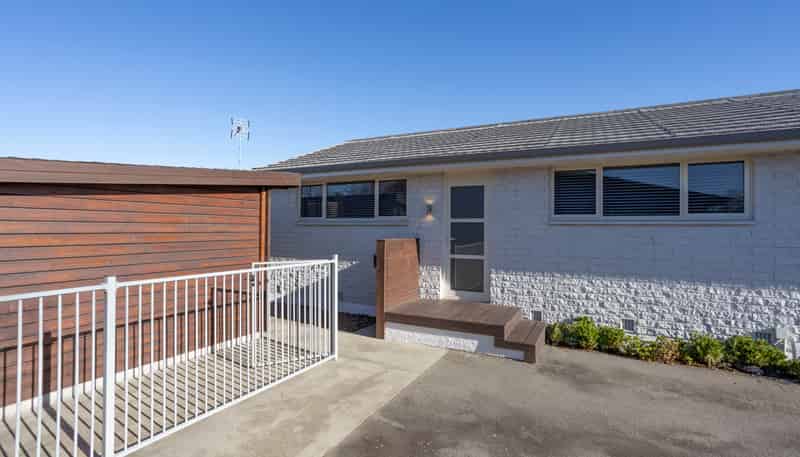 2/6 Timbertop Lane, Saint Martins