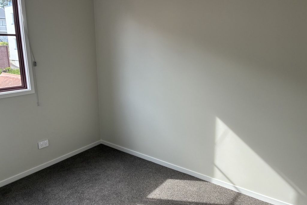 Freshly Renovated Family Home in a Convenient Location - Altro