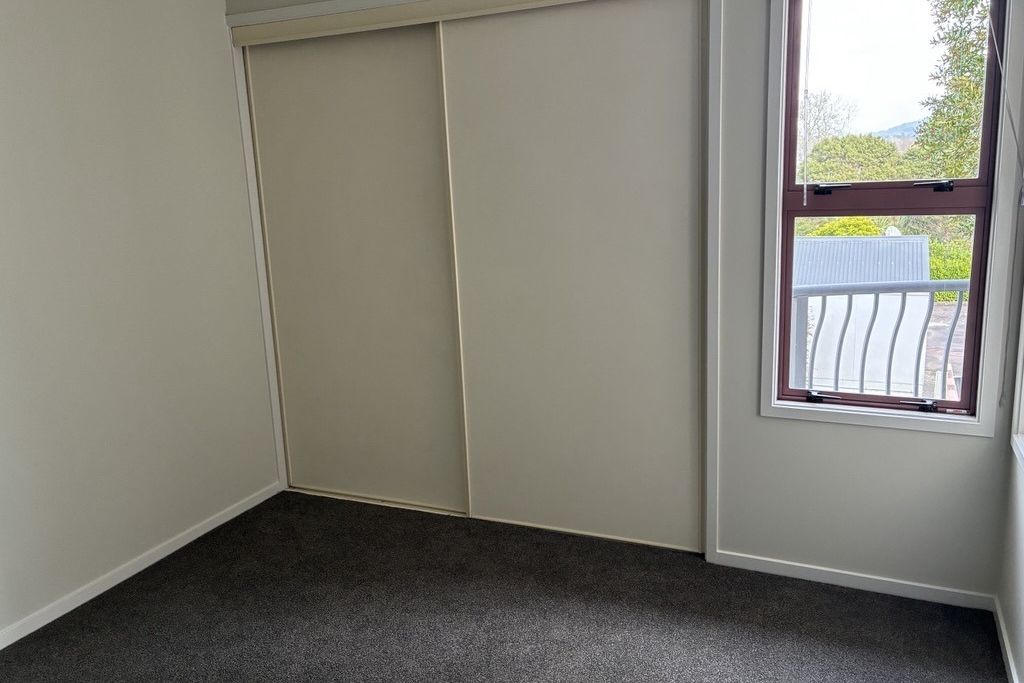 Freshly Renovated Family Home in a Convenient Location - Vista 6