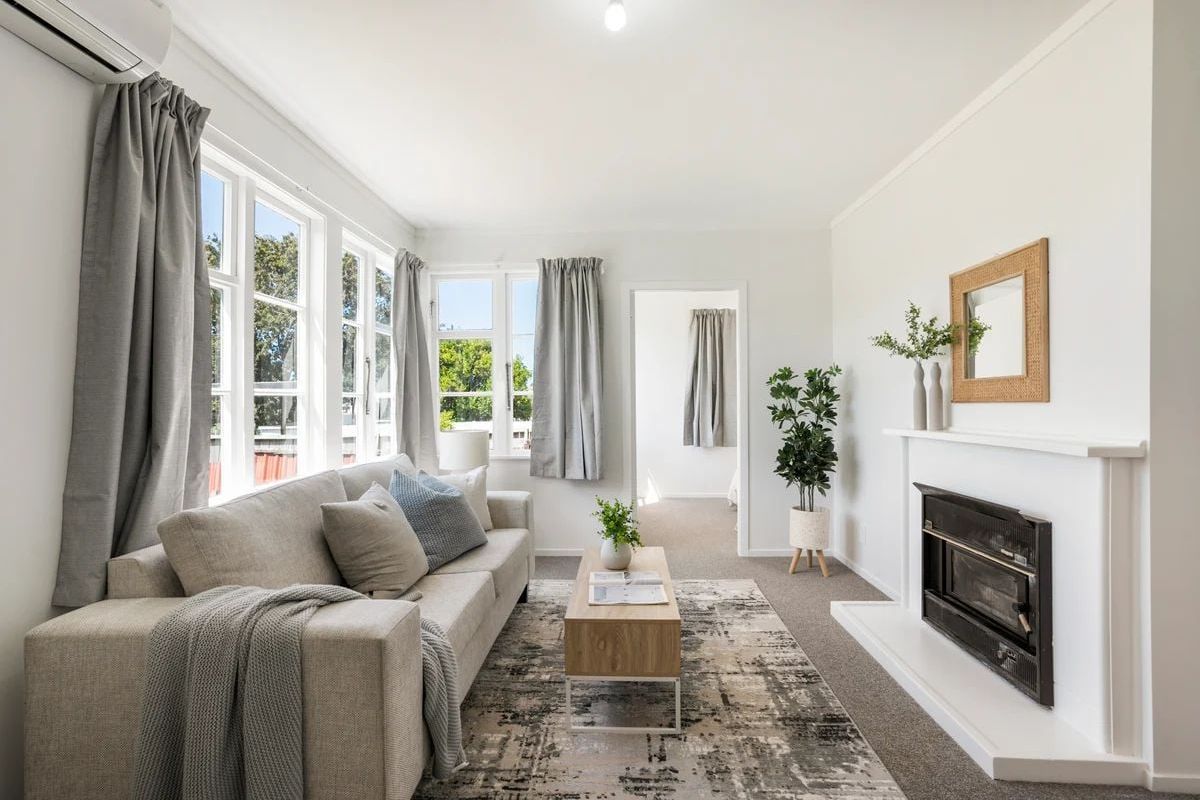 Charming standalone 3BR Onehunga Haven w/ Deck - Widok 6