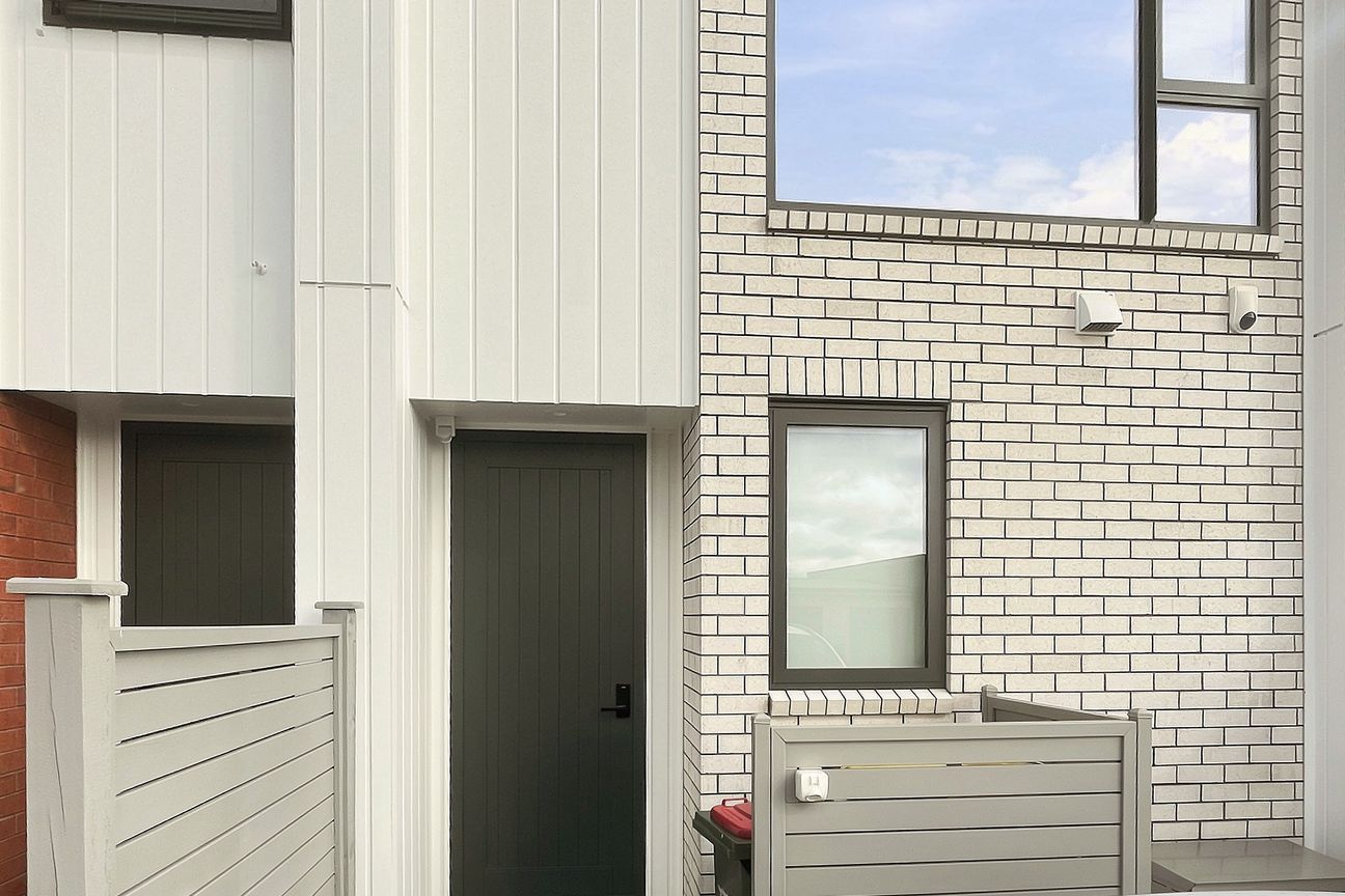 Modern 2 bedroom townhouse in Park Estate, Karaka! - Więcej