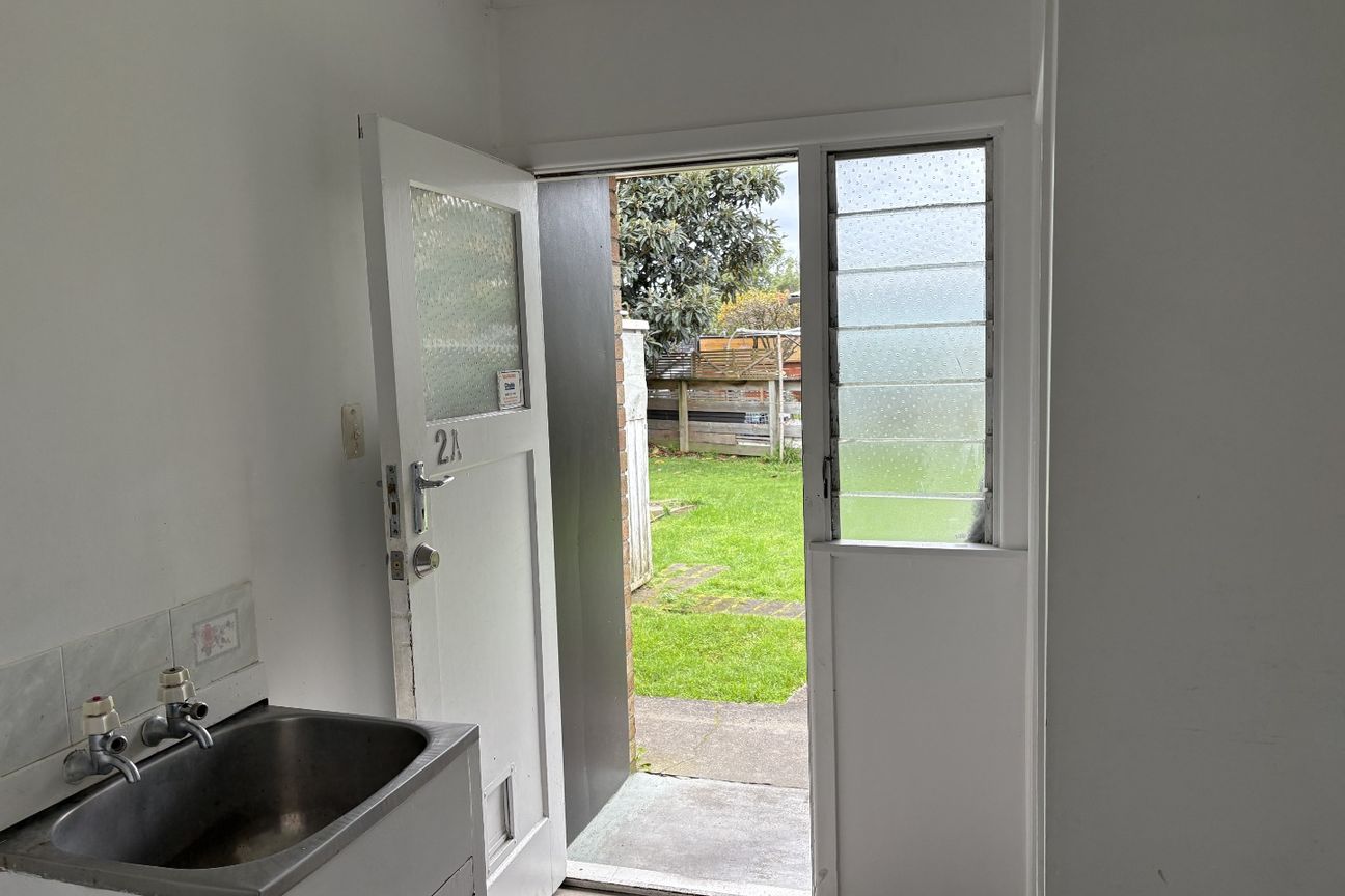Tidy Well Positioned Home - Aanzicht 6