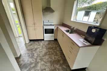 20B Glenwood Ave, Glenwood