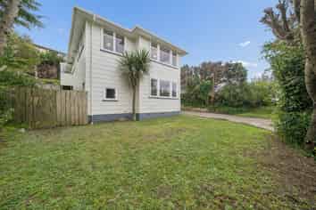 36 Ruskin Road, Newlands