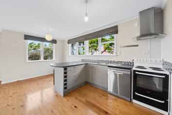 36 Ruskin Road, Newlands