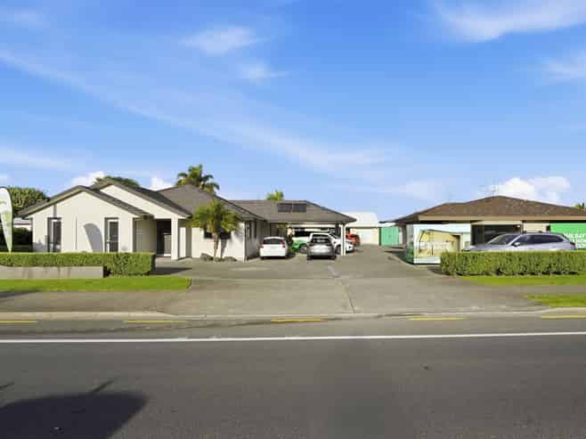 High profile corner office opportunity