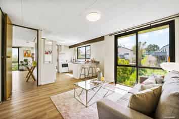 8 Exeter Place, Unsworth Heights