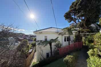 8 Blythe Street, Berhampore