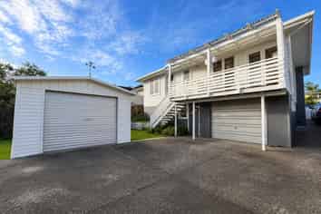 34 Sunnyfield Crescent, Glenfield