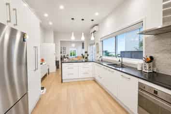 3 Mandalay Tce, Khandallah